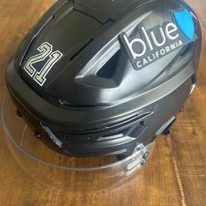 *Rare* Reign / LA Kings Pro Stock Matte Black Bauer Re-akt 155 Medium Helmet
