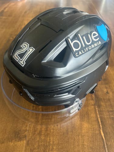 *Rare* Reign / LA Kings Pro Stock Matte Black Bauer Re-akt 155 Medium Helmet