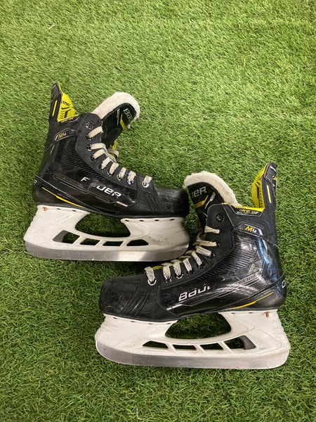 Senior Bauer Supreme M4 Hockey Skates 7 (Used)