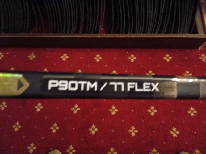 Senior Bauer Proto-R Right Handed Hockey Stick P90TM 77 Flex (New)