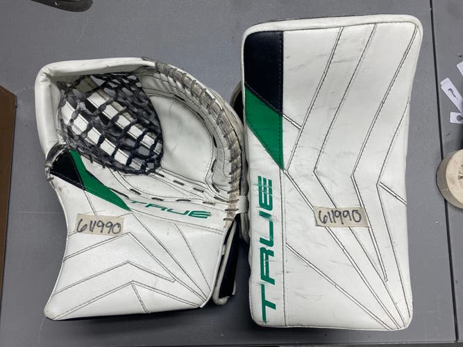 TRUE Catalyst PX3 Pro Stock Goalie Glove Set KRAWS STARS 611990