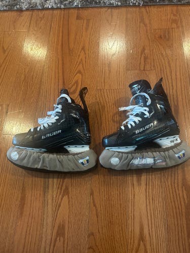 Bauer Supreme Mach Hockey Skates Regular Width   8 (Used)