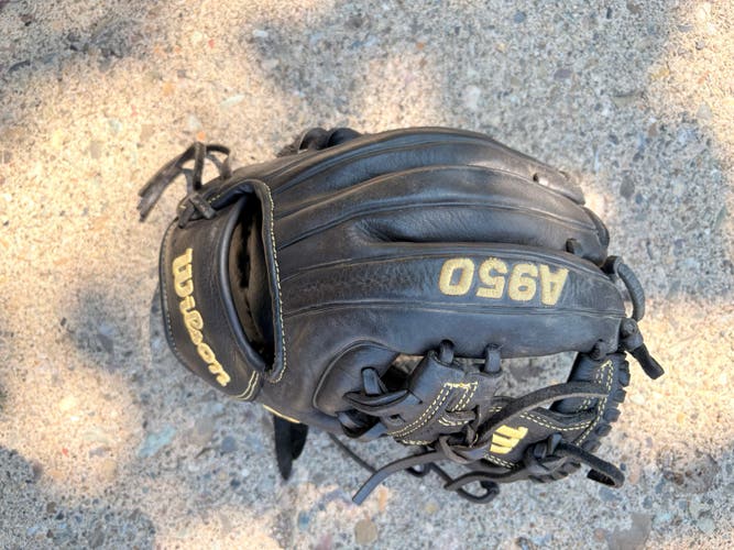 2022 Wilson RH Infield A950 Baseball Glove 11.25" (Used)