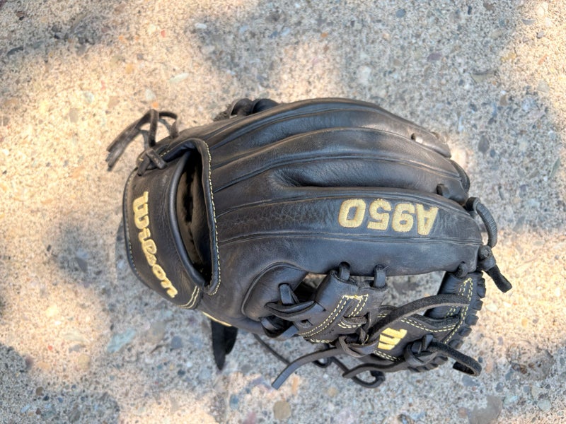 2022 Wilson RH Infield A950 Baseball Glove 11.25" (Used)
