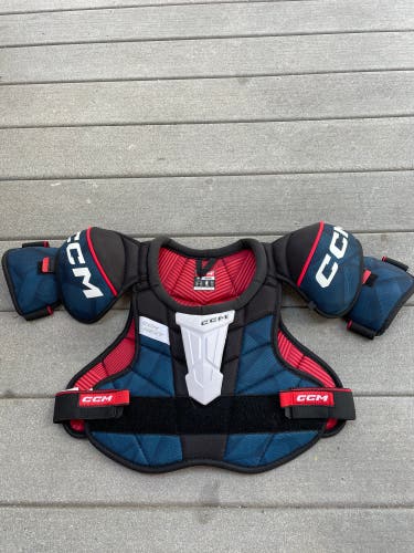 Junior Medium CCM Next Shoulder Pads (New)
