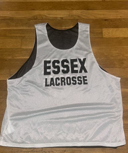 Black/White Lacrosse Pinnie, Large/Extra large Activewear