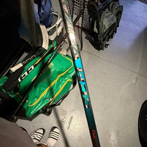 Senior CCM Vizion Left Hand Hockey Stick P28+1/4  (Used)