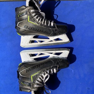 Bauer Elite Hockey Goalie Skates 6.5 (Used)