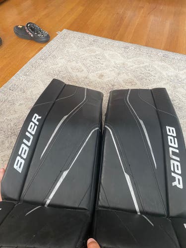 30"  2023 Bauer GSX Goalie Leg Pads  (Used)