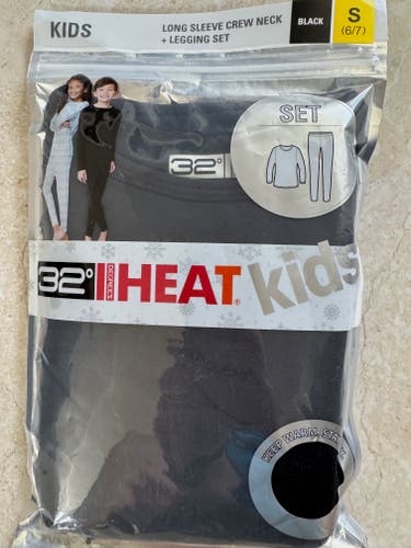 Black Small Kids Unisex 32 Degree Heat Base Layer (New)