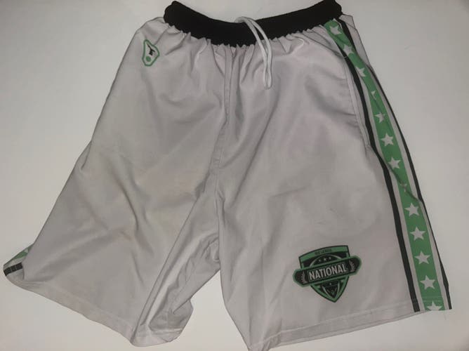 White Medium/Large Men's  Lacrosse Shorts (Used)