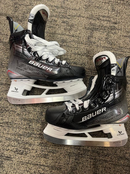 Bauer Vapor X Shift Pro Hockey Skates Extra Wide Width  Size 5 (New)