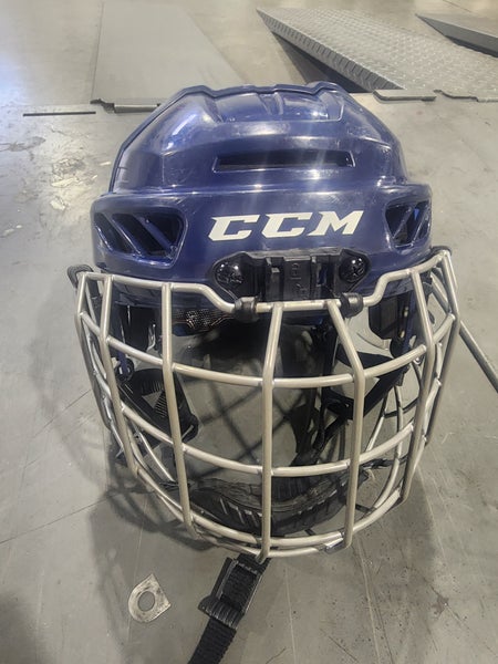Junior CCM Fitlite 3DS NAVY BLUE Hockey Helmet Used