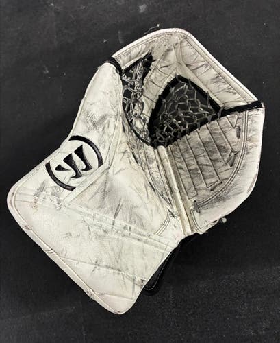 Intermediate Warrior Ritual GT Goalie Glove