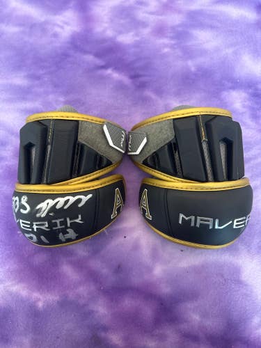 Army Maverik Max Arm Pads (Used)