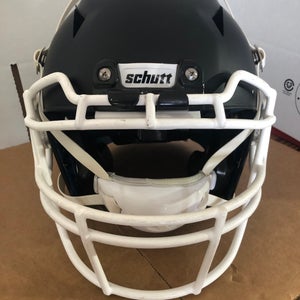 USED SCHUTT VENGEANCE PRO - MEDIUM - FLAT BLACK
