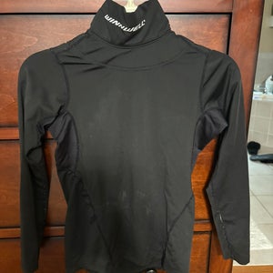 Winnwell Base Layer neck guard (YTH)