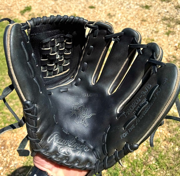 Rawlings Heart of the Hide RH Pitcher's Baseball Glove 11.75" (Used)