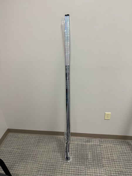 77 Flex Senior Bauer Nexus Tracer Right Handed Hockey Stick P92 (New)