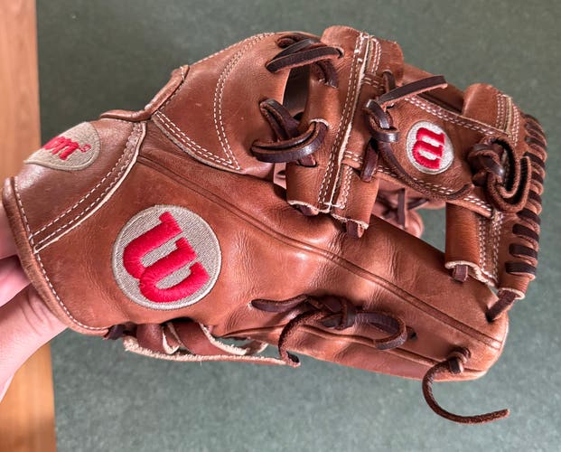 Wilson A2000 1787 RH Infield Baseball Glove 11.75" (Used)
