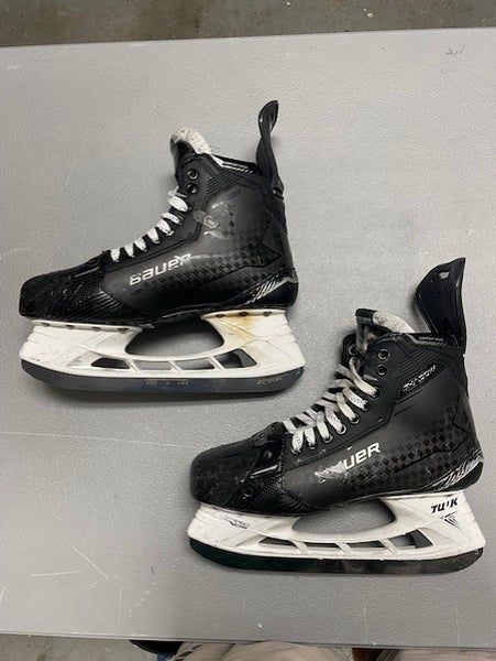 Bauer Supreme SHADOW Mens Pro Stock Size 10.5 Hockey Skates 73492