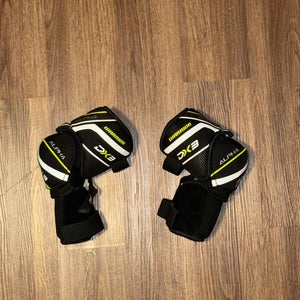 Warrior Alpha DX3 Senior Medium Elbow Pads