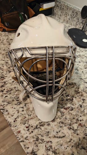 Senior Small Sportmask X8 Goalie Mask (Used)