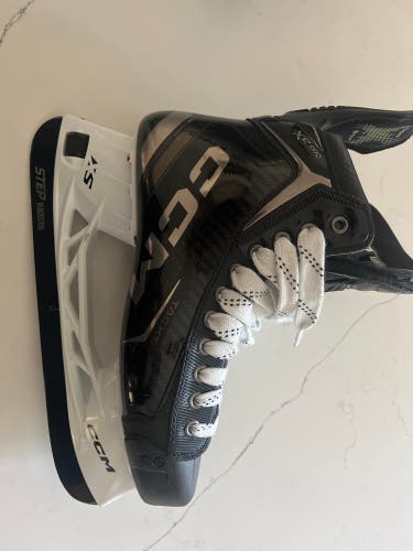 2025 CCM Tacks XF Pro Hockey Skates 9.5 (New)
