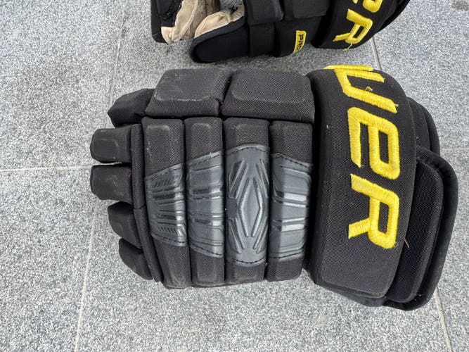 Bauer Pro Series Gloves 14" (Used)