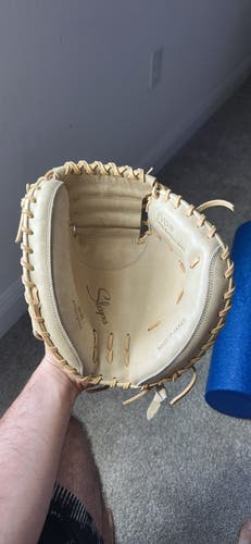 2025 Slaps EVO33 catchers mitt  33" (New)