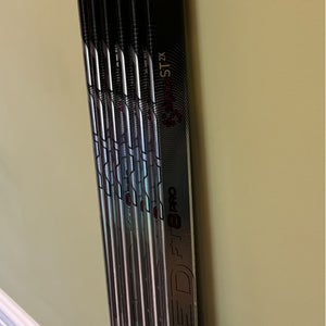 Intermediate CCM JetSpeed FT8 Pro Right Handed Hockey Stick P88 Pro Stock (New)