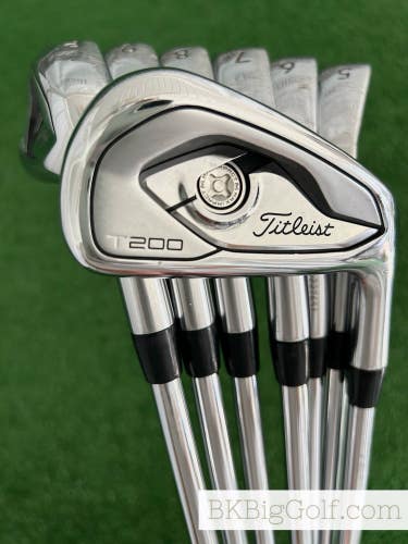 Titleist T200 Forged Iron Set 4-P / True Temper AMT Black Stiff