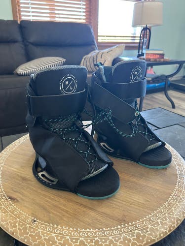 Wakeboard Bindings (Used)
