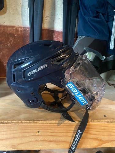 NCAA Bauer Re-Akt 150 Medium Navy Helmet + Fishbowl