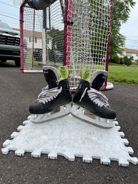 Graf Hockey Skates Size 4.5 (Used)