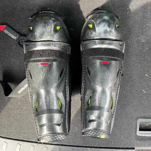 Junior Bauer Vapor 3X Pro 12" Shin Pads (Used)