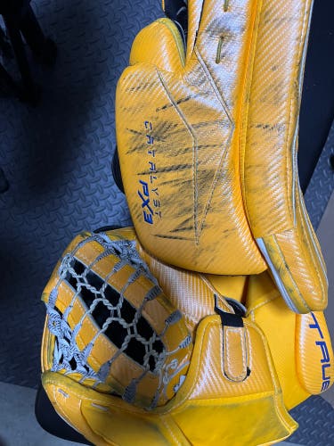 2023 31" True Catalyst PX3 Regular Goalie Full Set (Used)