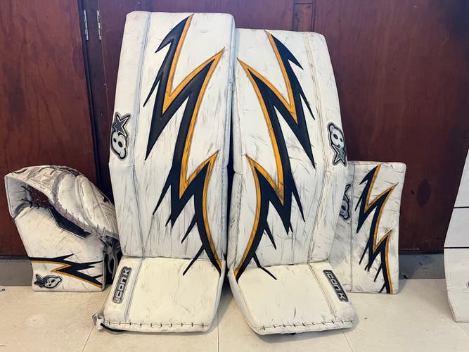 34" Brian's Iconik Regular Goalie Full Set Pro Stock (Used)
