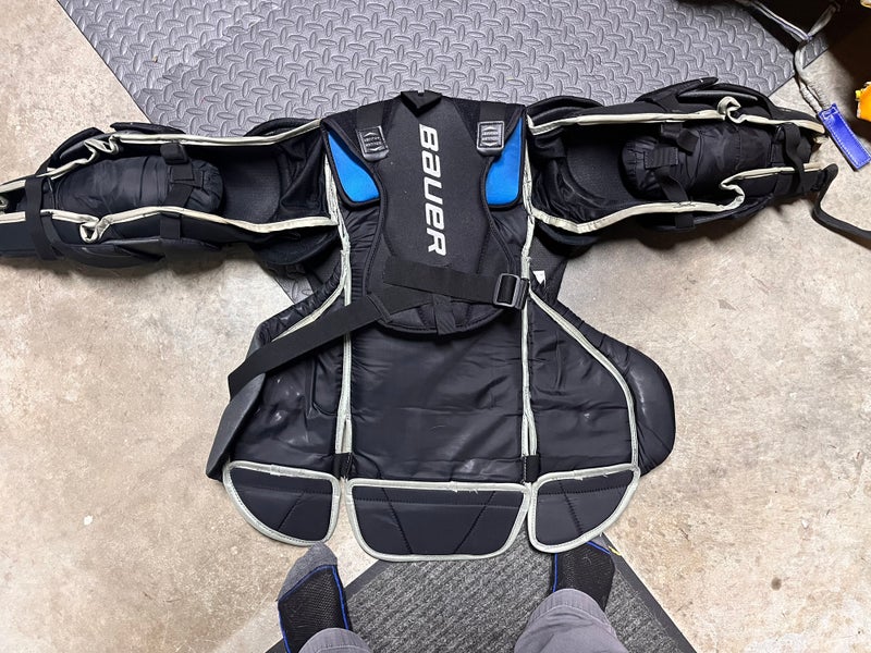 Small  Bauer GSX Goalie Chest Protector (Used)