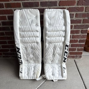 34" CCM Extreme Flex E4.9 Goalie Leg Pads (Used)