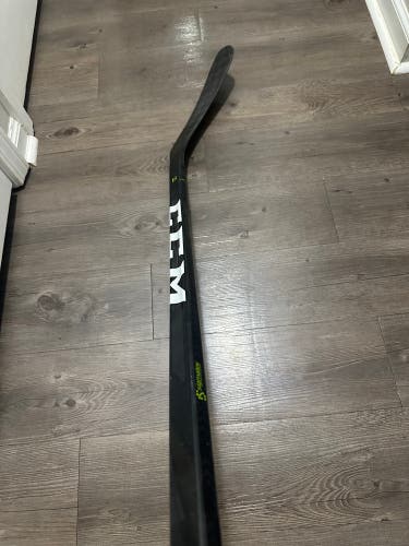 Senior CCM RibCor Trigger 3D PMT Right Handed Hockey Stick P29 (Used)