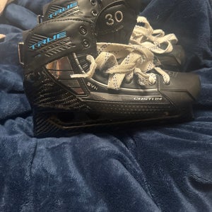 2024 True One Piece Hockey Goalie Skates Regular Width Pro Stock 10 (Used)
