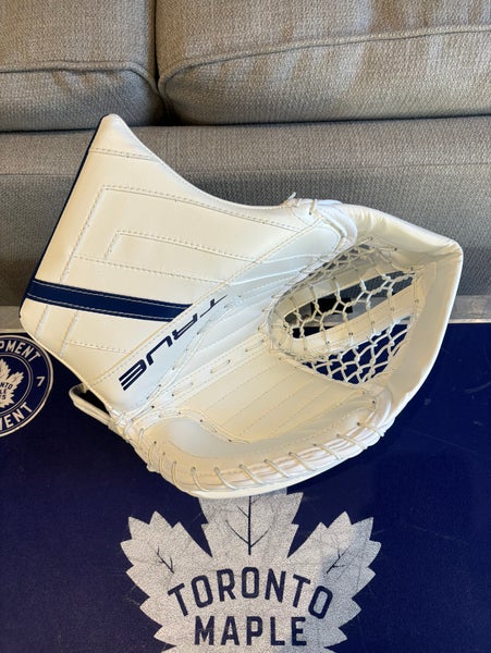 Brand New Pro Stock True Hzrdus PX4 Pro Goalie Glove 590 Murray