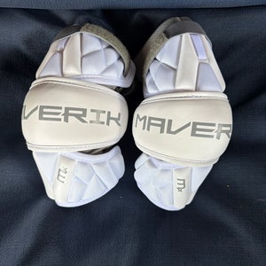 Medium Adult Maverik MX Arm Pads (New)