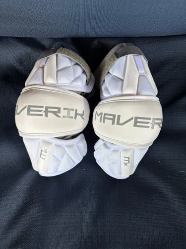 Medium Adult Maverik MX Arm Pads (New)