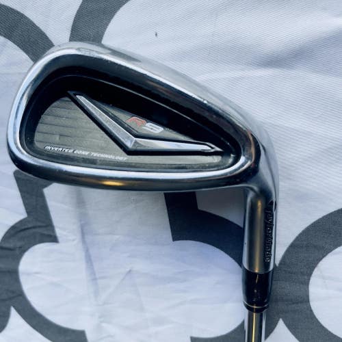 TaylorMade R9 Mens Right Handed Pitching Wedge Golf Club