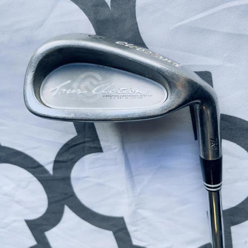 Cleveland Golf Tour Action TA5 Mens Right Handed Pitching Wedge Golf Club