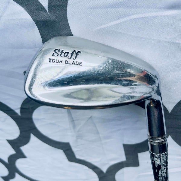 Wilson Staff Tour Blade Mens Right Handed Pitching Wedge Golf Club