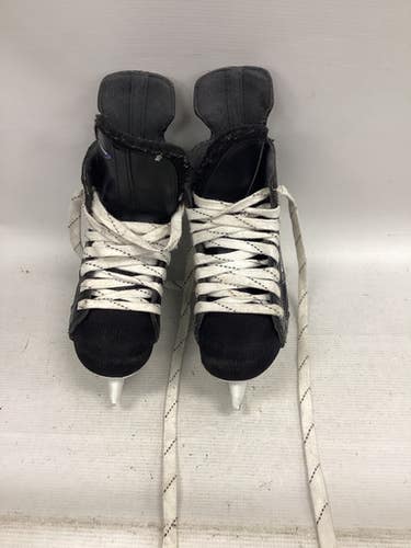 Used Bauer ELITE SKATES Junior Hockey Skate Junior 02 11851-S000036049