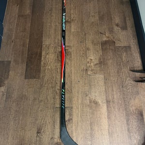 Senior Bauer Vapor FlyLite Left Hand Hockey Stick P28 77 Flex (New)